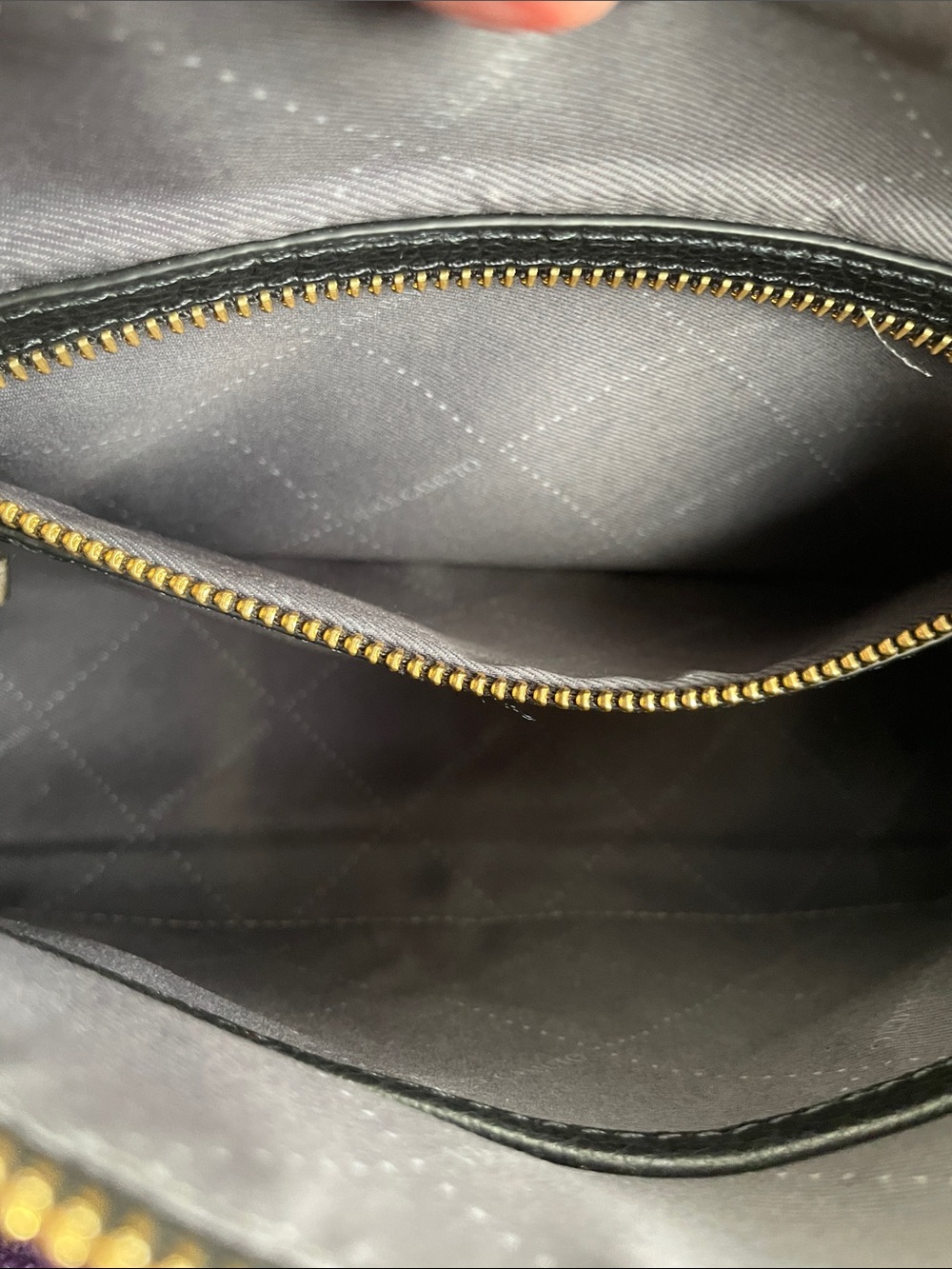 Vince Camuto Black Leather Crossbody with Gold Hardware & Duo Face Brush New-EUC - Picture 7 of 11